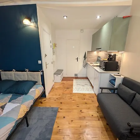 La Roquette Apartment *