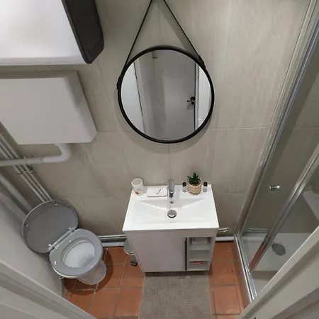 La Roquette Apartment